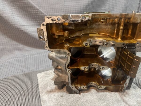 2002 Honda St 1100 Engine Motor Crankcase Engine Block - Image 21